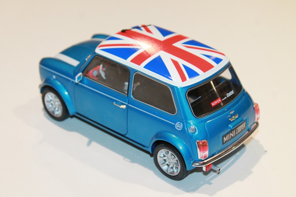 MINI COOPER SPORT BLEU 1997 1/18