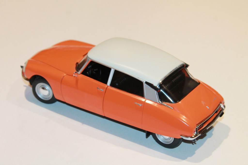 CITROEN DS D SPECIAL ORANGE 1972 SOLIDO 1/18