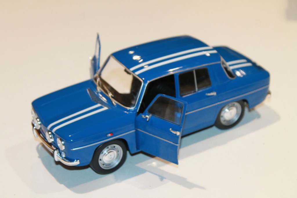 RENAULT 8 GORDINI 1300 BLEU 1967 SOLIDO 1/18