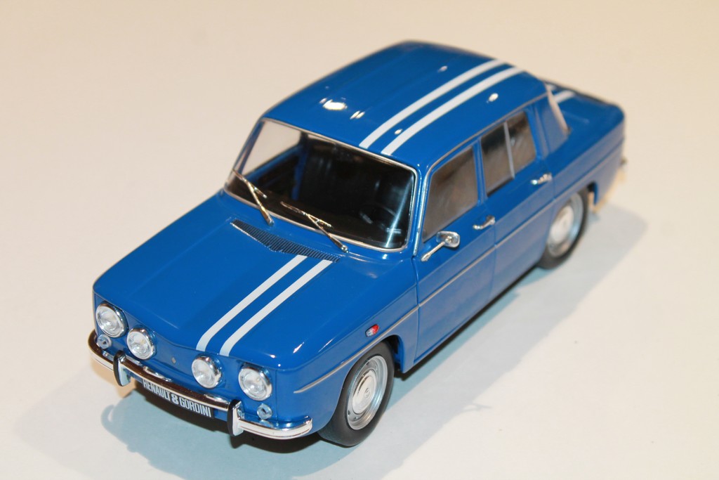 RENAULT 8 GORDINI 1300 BLEU 1967 SOLIDO 1/18