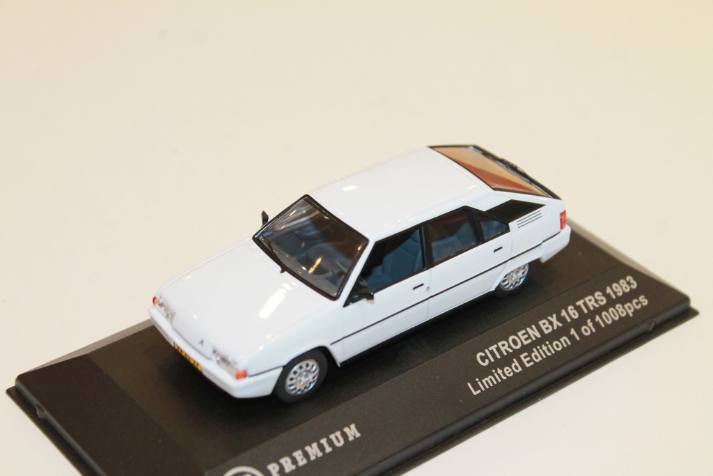 CITROEN BX 16 TRS 1983 TRIPLE 9 1/43