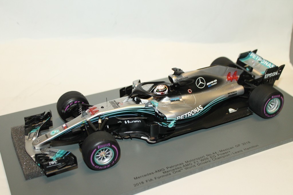 Minichamps  1:18 Formel 1 Mercedes AMG Petronas  Art Nr 147362 