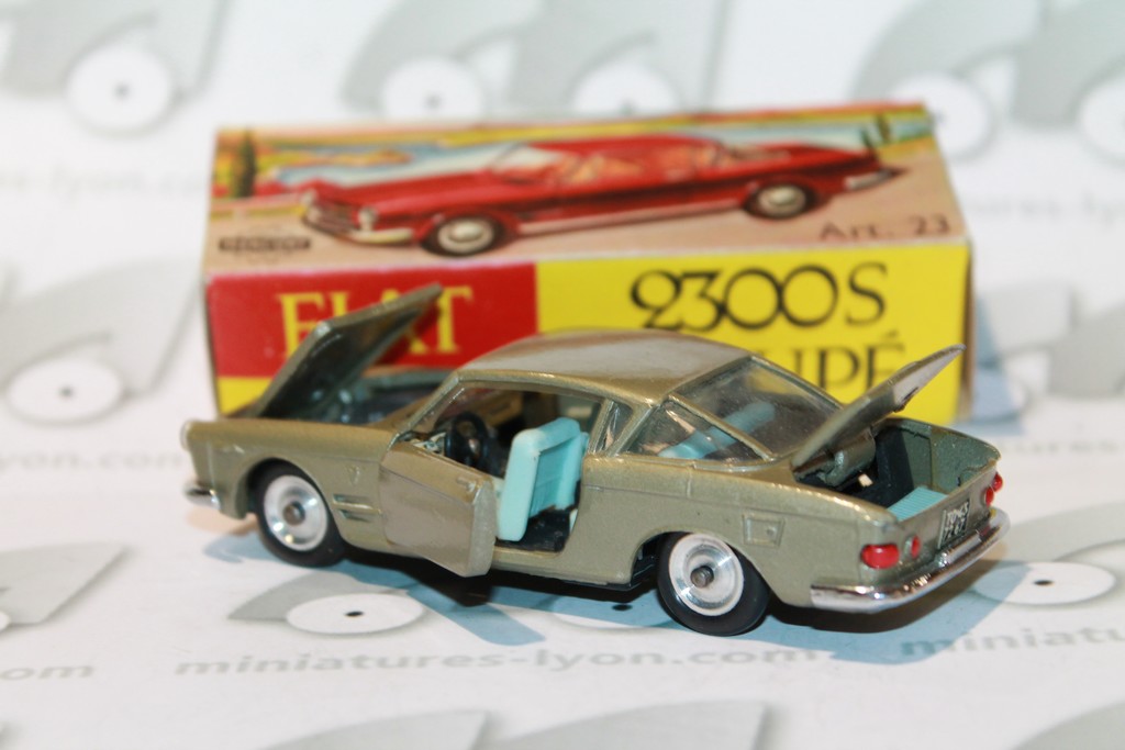FIAT 2300 S COUPE GRIS VERT MERCURY