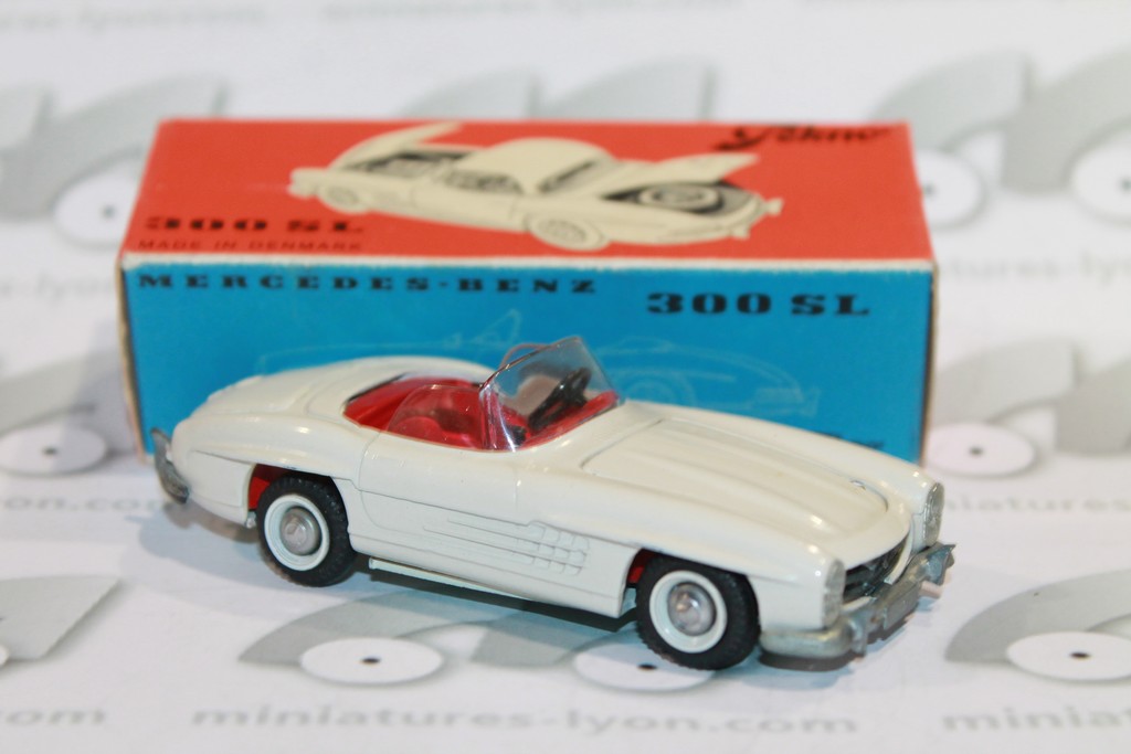 MERCEDES-BENZ 300 SL BLANCHE TEKNO 1/43°