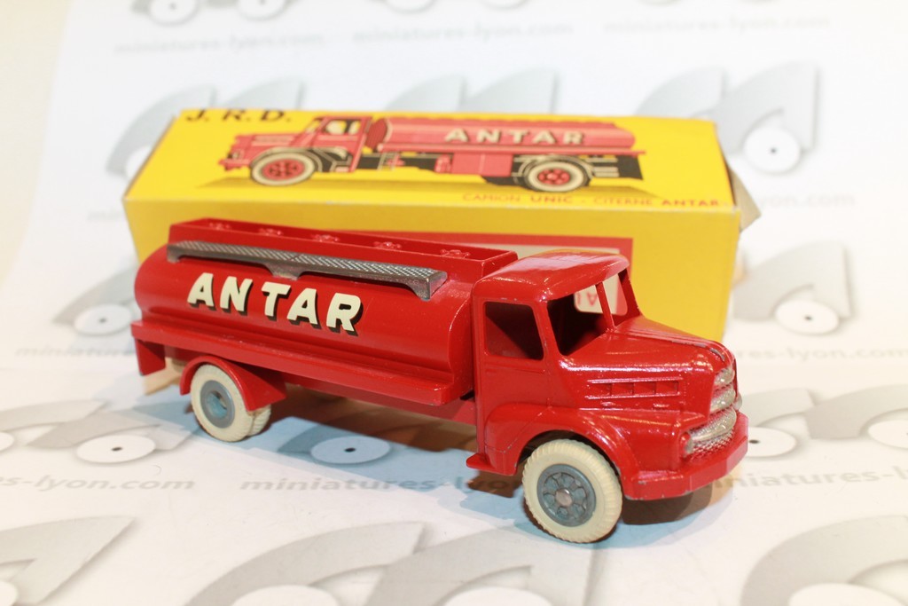 CAMION UNIC CITERNE ANTAR JRD 1/43°
