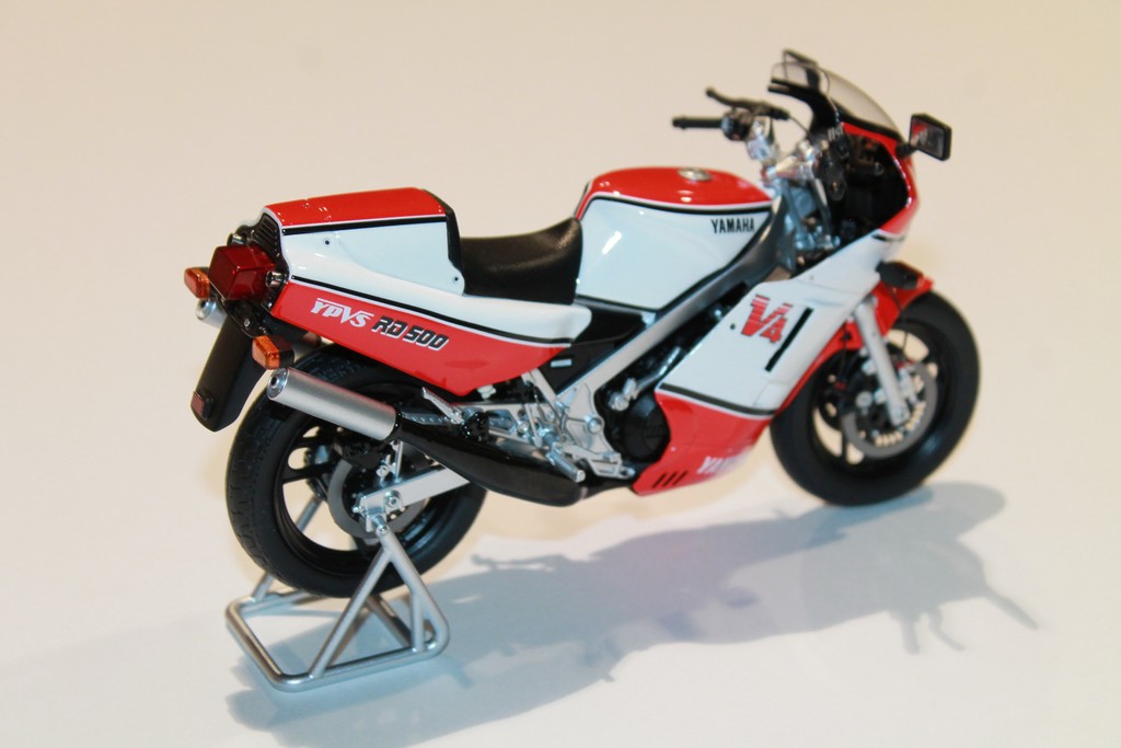 YAMAHA RD500 LC 1985 SPARK 1/12°