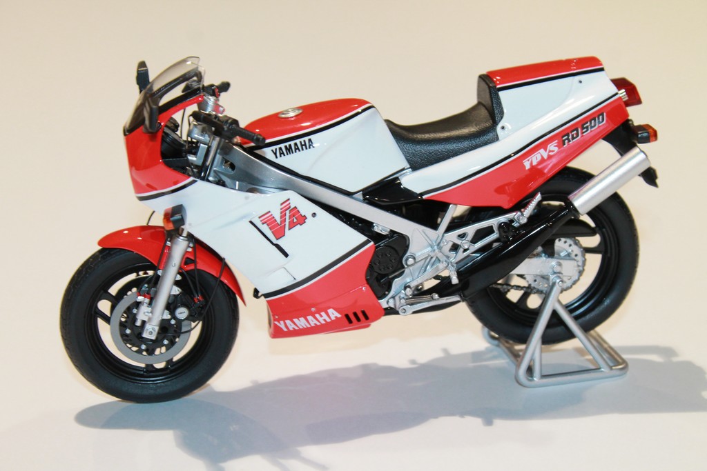 YAMAHA RD500 LC 1985 SPARK 1/12°