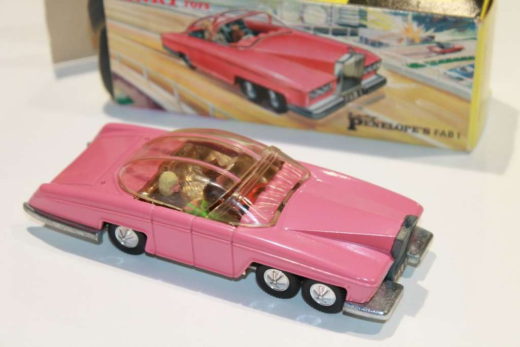 ROLLS ROYCE LADY PENELOPE DINKY TOYS 1/43°