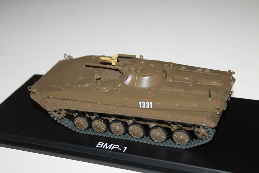 TANK BMP-1 1962 PREMIUMCLASSIXXS 1/43°