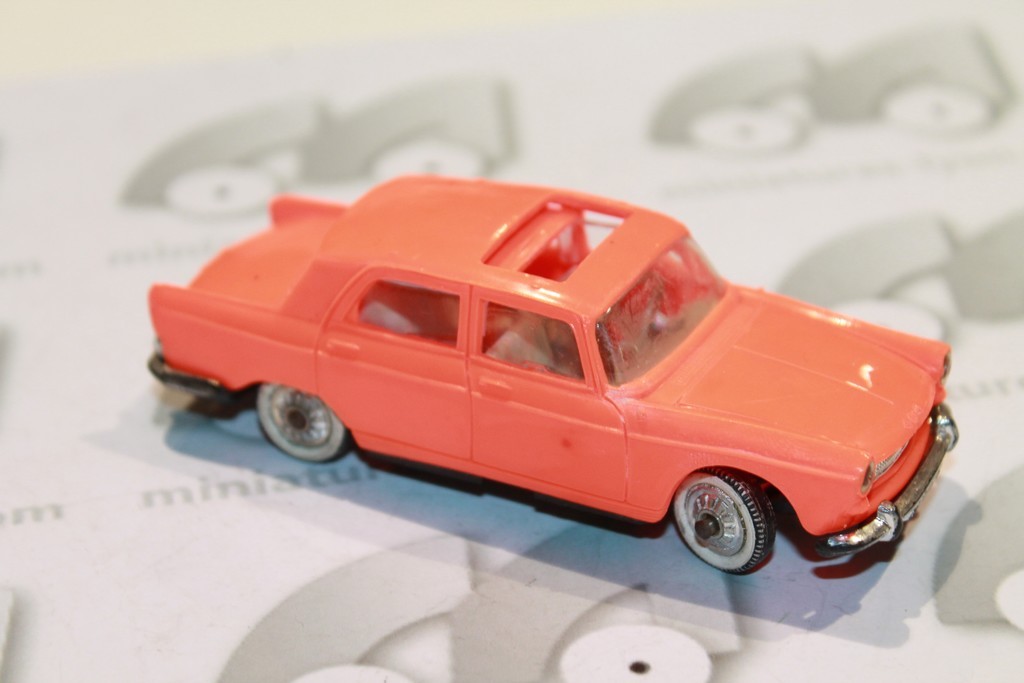 PEUGEOT 404 ORANGE 1964 NOREV 1/43°