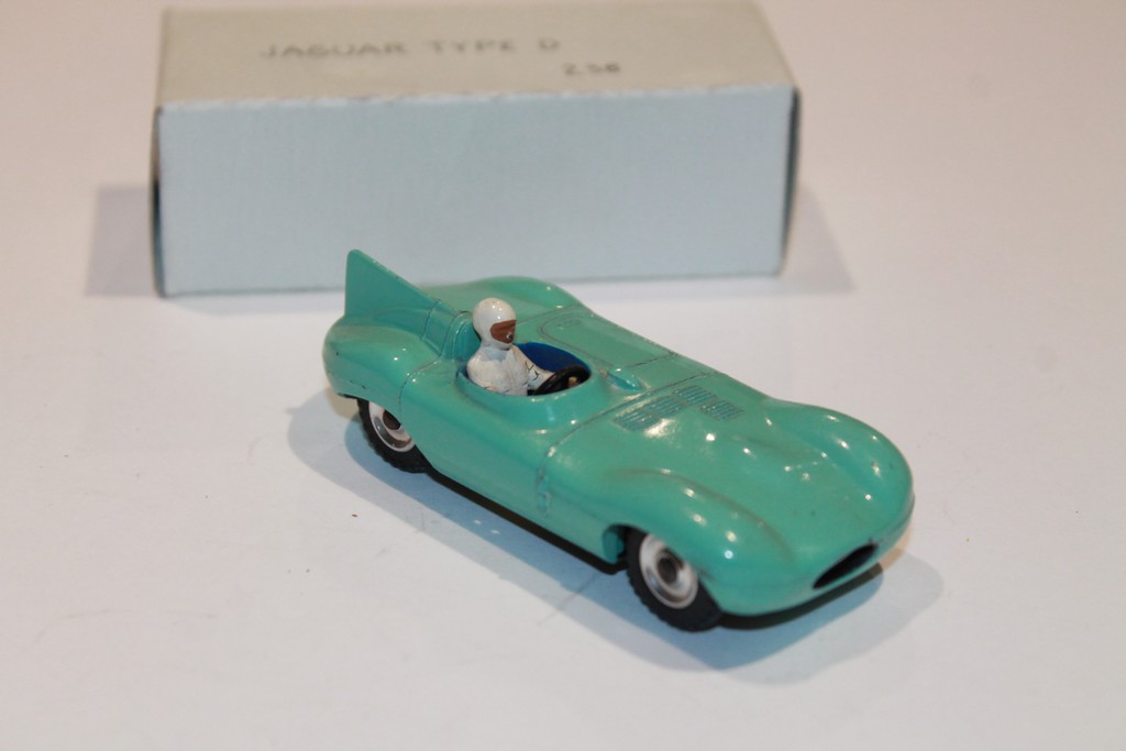 JAGUAR TYPE D 1950 DINKY TOYS 1/43°