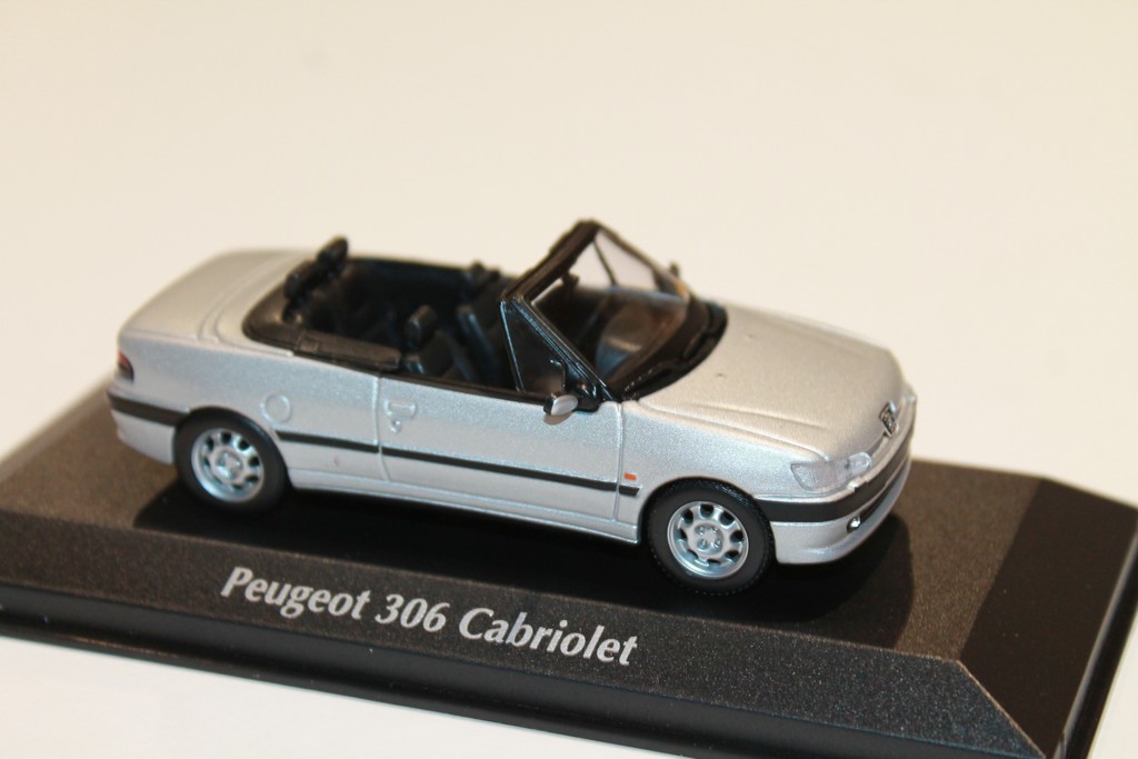 PEUGEOT 306 CAB ARGENT 1998 MAXICHAMPS 1/43°