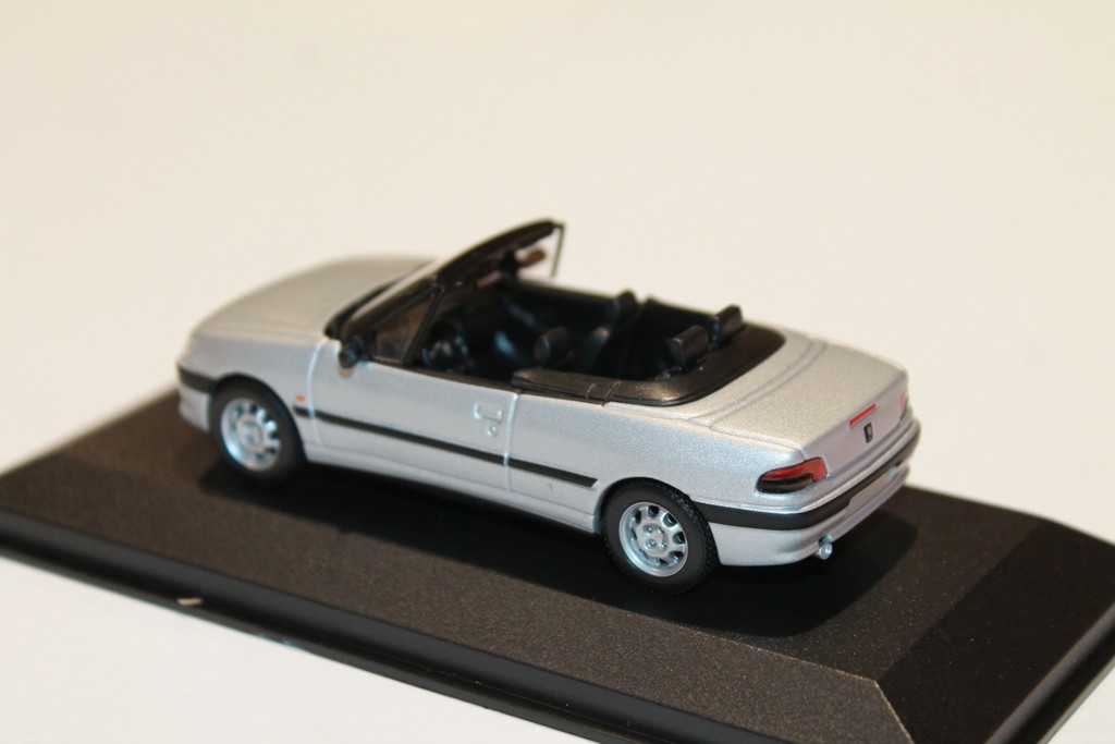 PEUGEOT 306 CAB SILVER 1998 MAXICHAMPS 1/43°