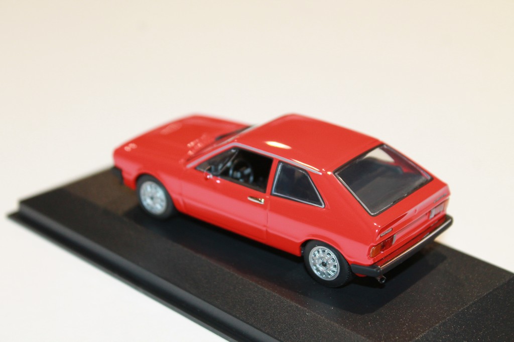VW SCIROCCO ROUGE 1974 MAXICHAMPS 1/43°