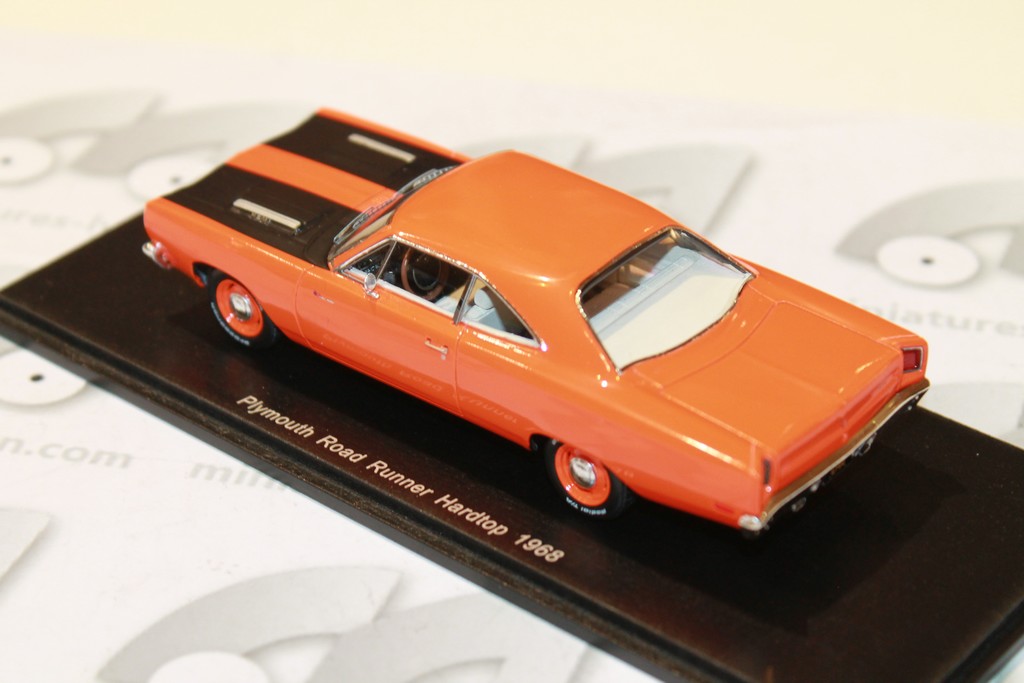 PLYMOUTH ROAD RUNNER 1968 SPARK 1/43°