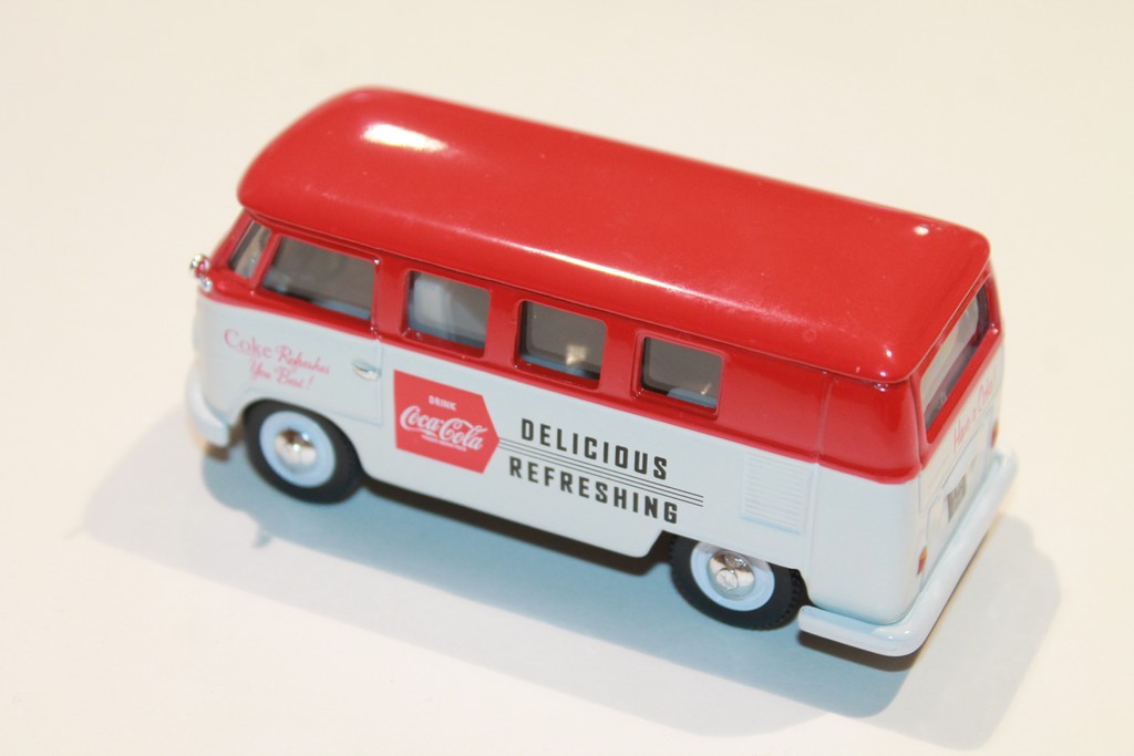 VOLKSWAGEN CAMPERVAN COCA COLA 1965 CORGI 1/43°