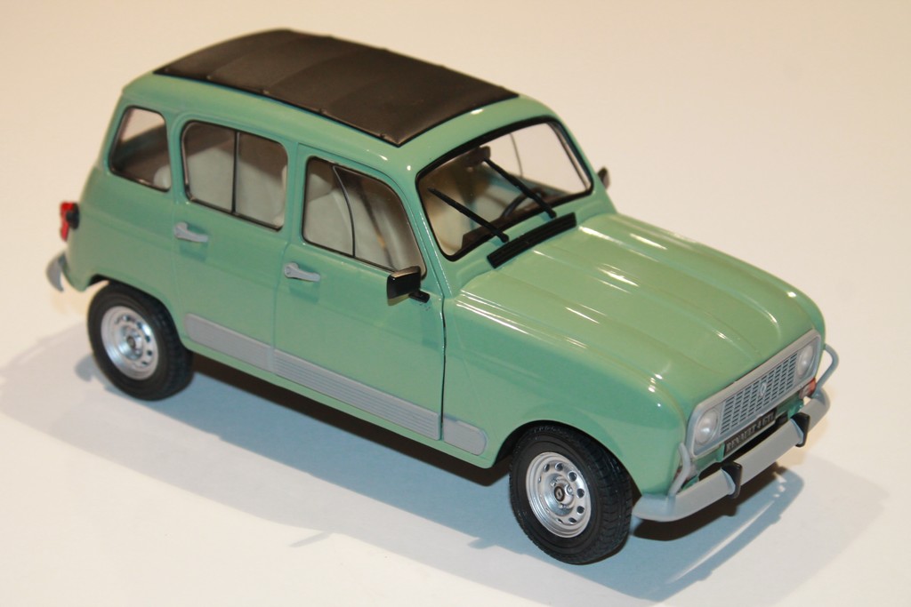 RENAULT 4L VERT 1978 SOLIDO 1/18°