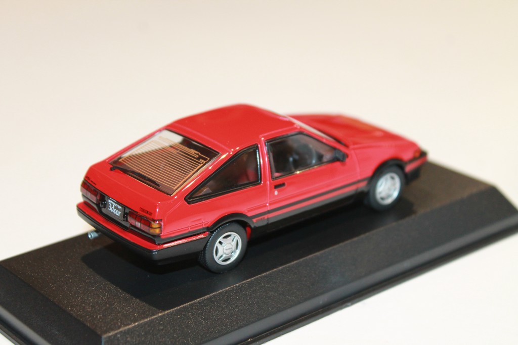 TOYOTA  SPRINTER TRUENO AE86 1984 KYOSHO 1/43°