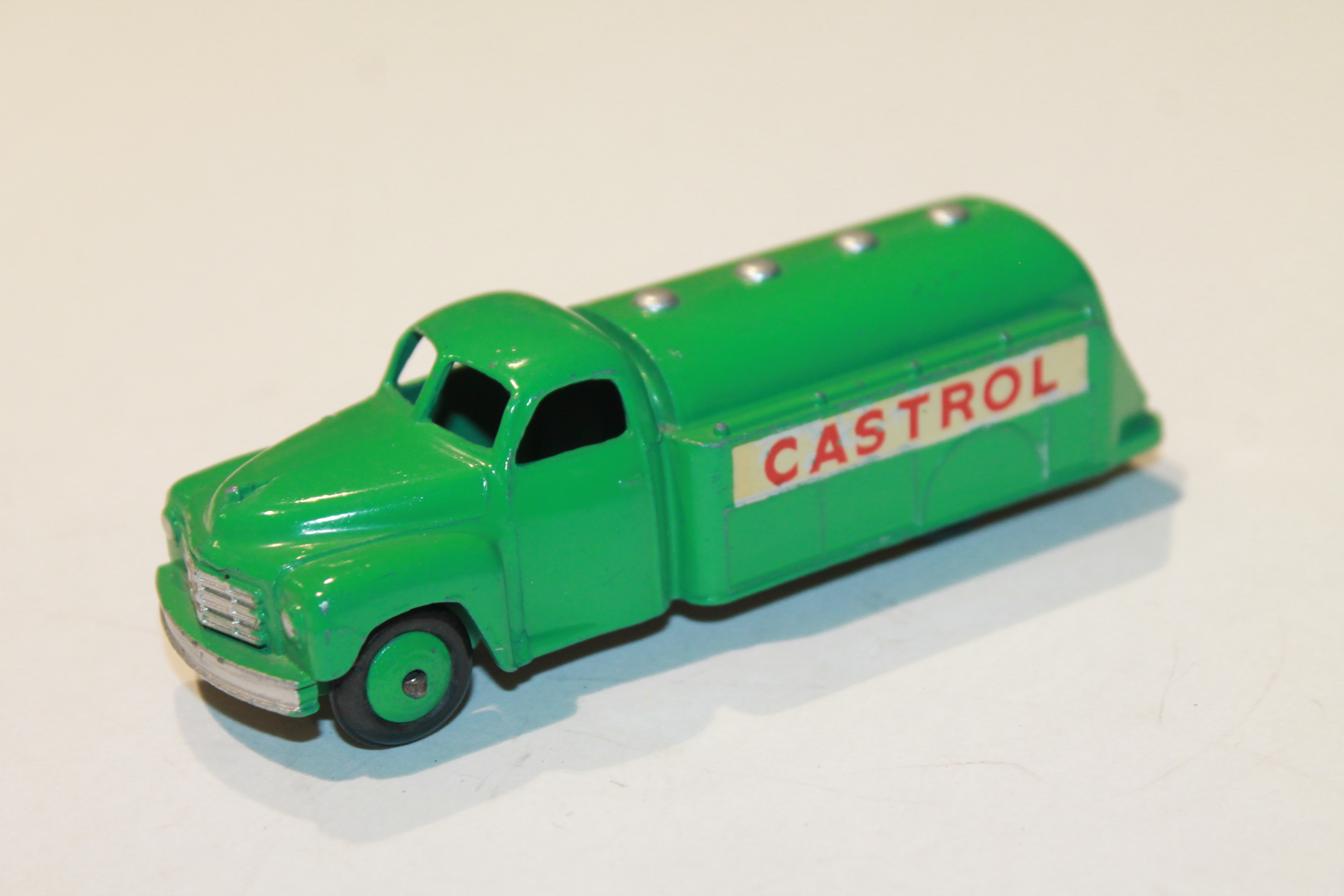 STUDEBAKER CASTROL DINKY TOYS 1/43°