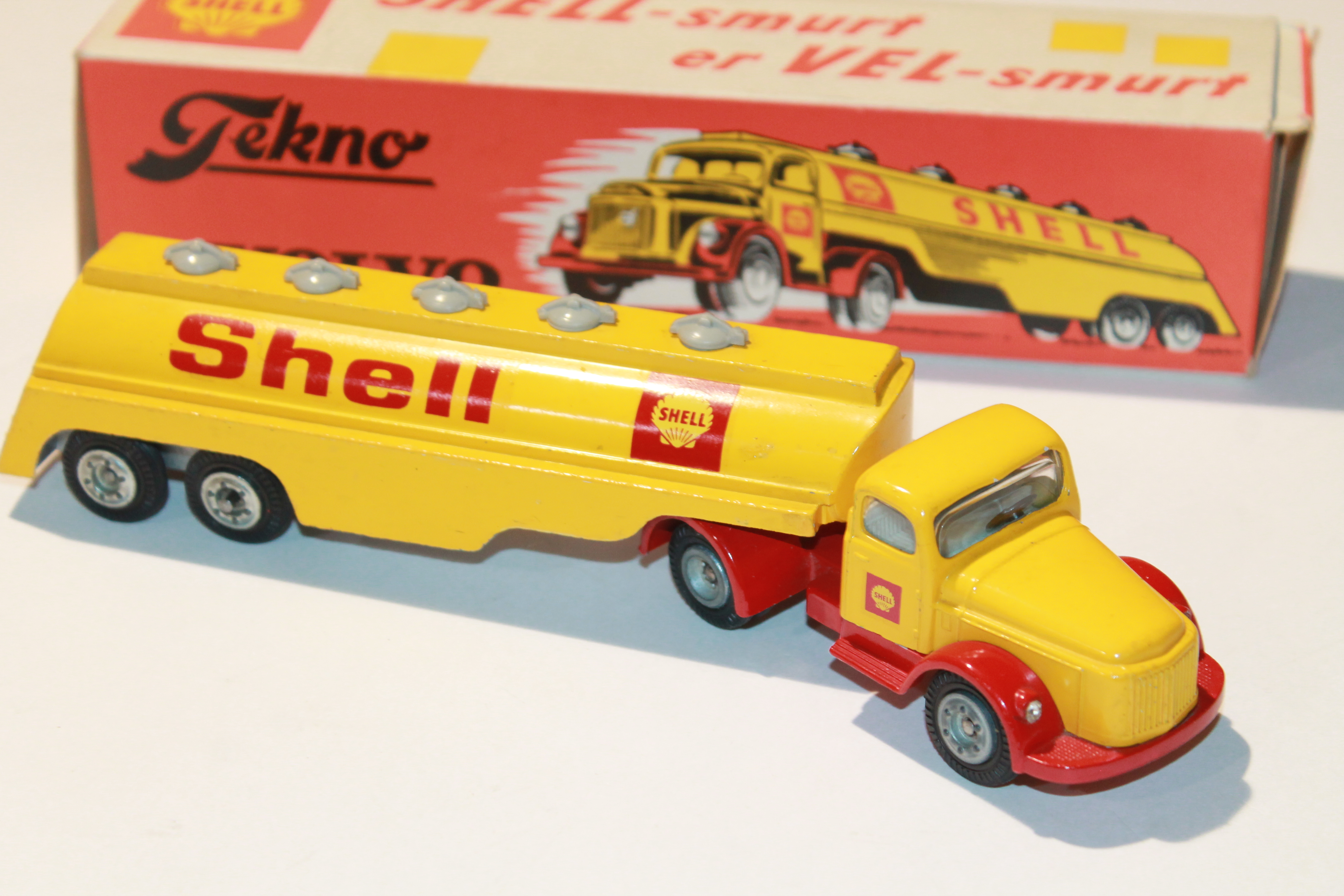 VOLVO SHELL TEKNO 1/43°
