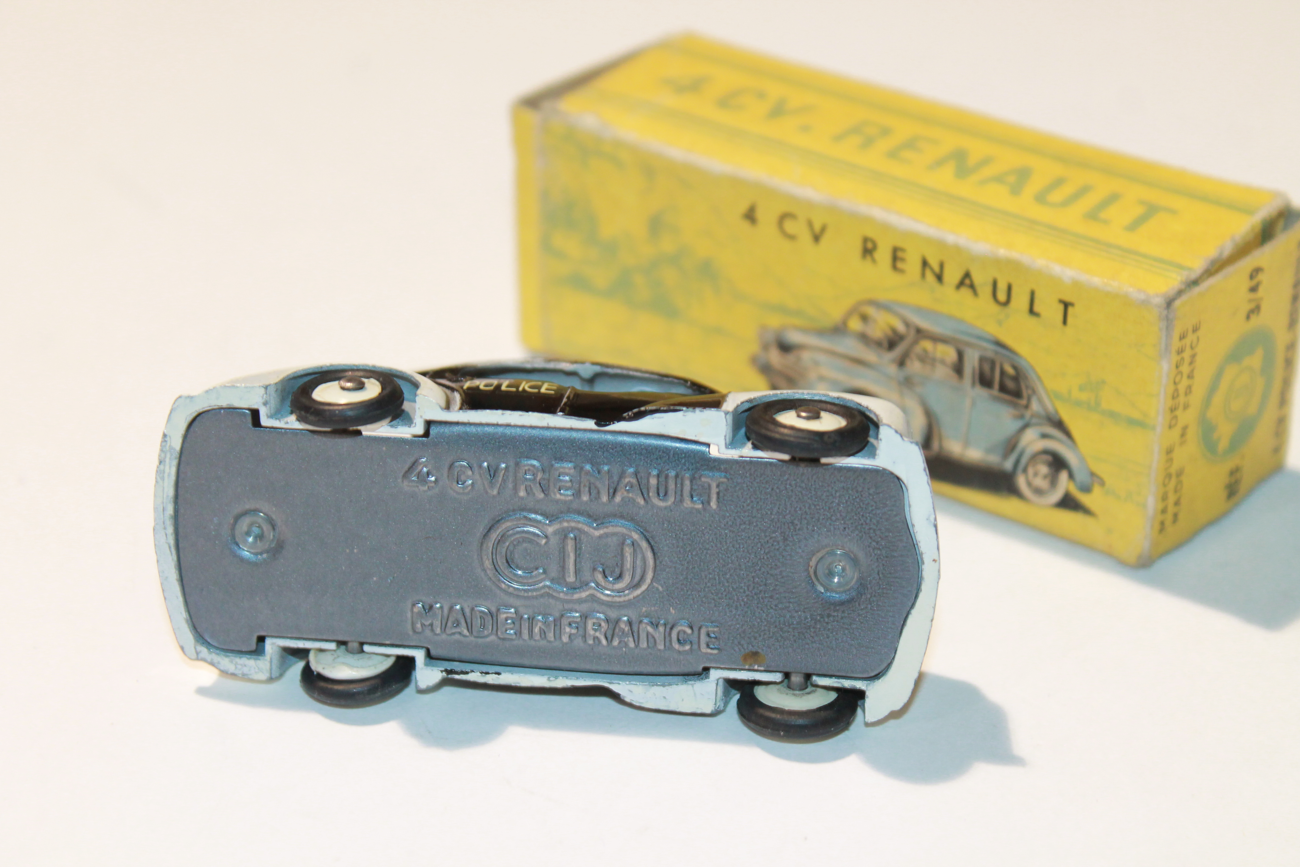 RENAULT 4CV POLICE CIJ 1/43°