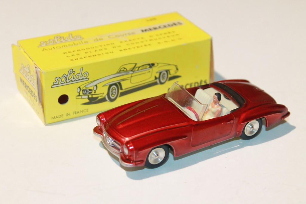 MERCEDES 190SL ROUGE SOLIDO 1/43°