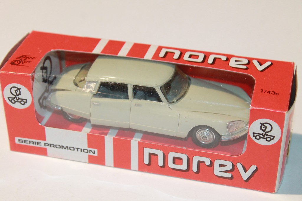 CITROEN DS 19 NOREV 1/43°