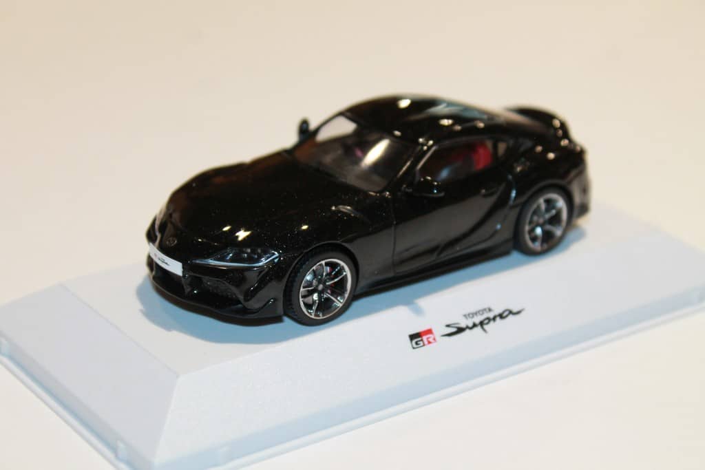 Toyota Supra Noire 1/18 – Kyosho – Miniature De Collection – Sans Boîte