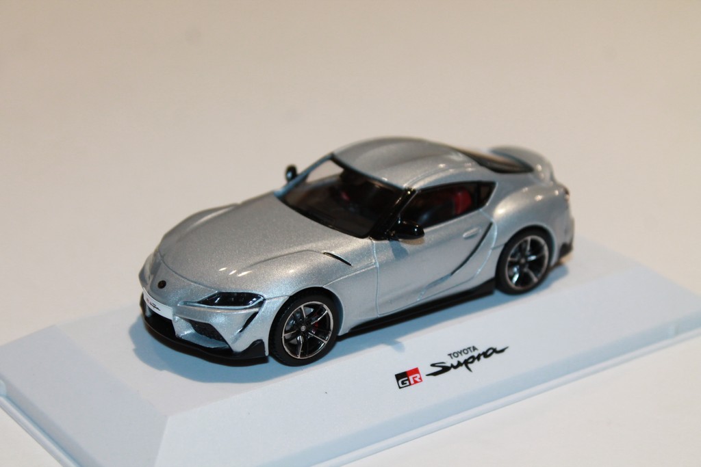 TOYOTA SUPRA GR GRIS METAL IXO 1/43°