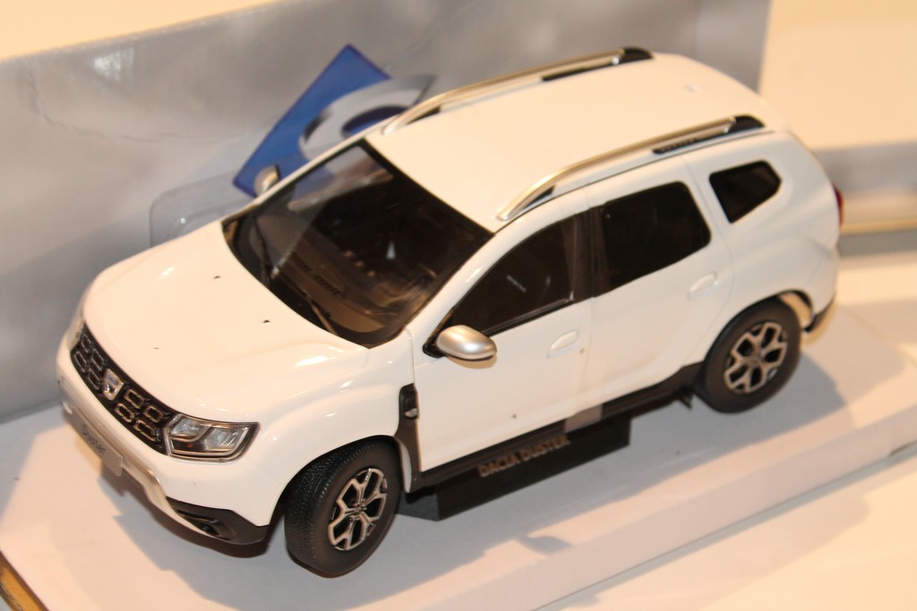 DACIA DUSTER MK2 BLANCHE 2018 SOLIDO 1/18°