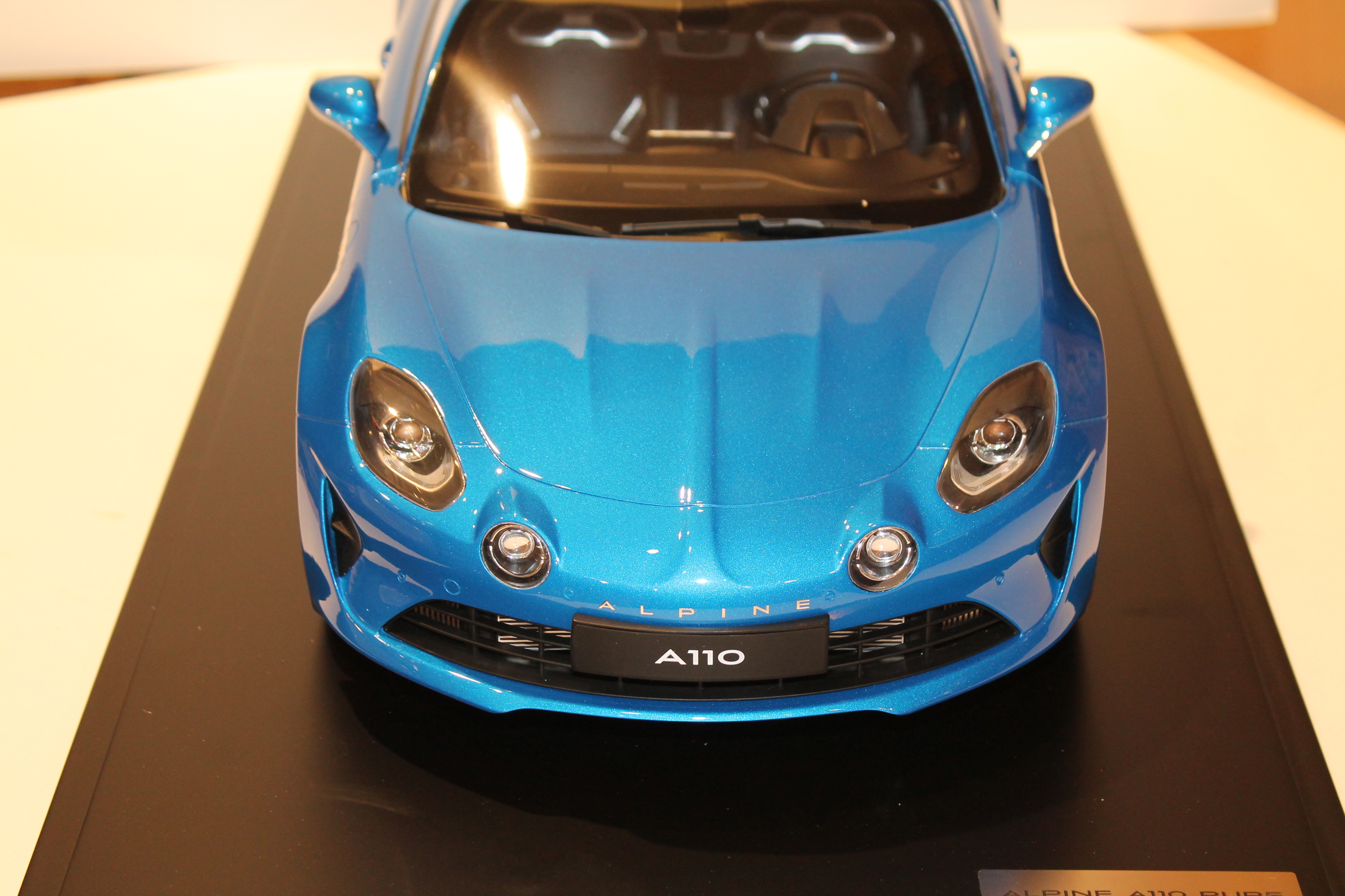 Alpine A110 Pure 2019 Bleu Alpine 1/8 GT Spirit GTS80052