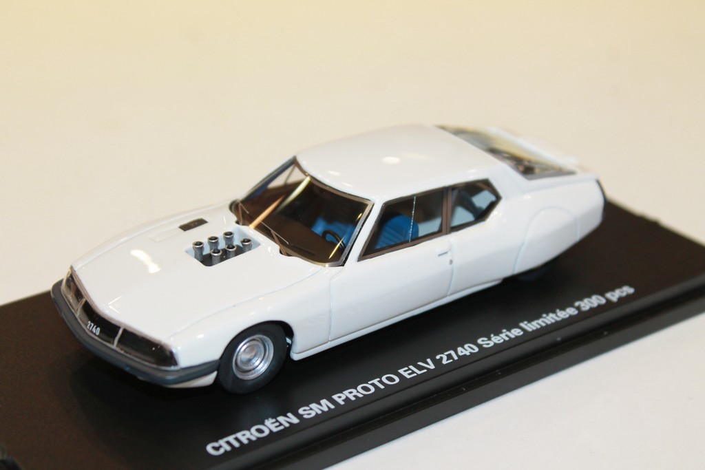 PROTOTYPE DE LA CITROEN SM  SERIE LIMITEE A 300 PIECES