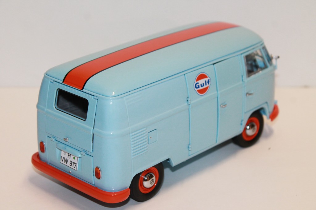 VOLKSWAGEN T1B GULF SCHUCO 1/18°