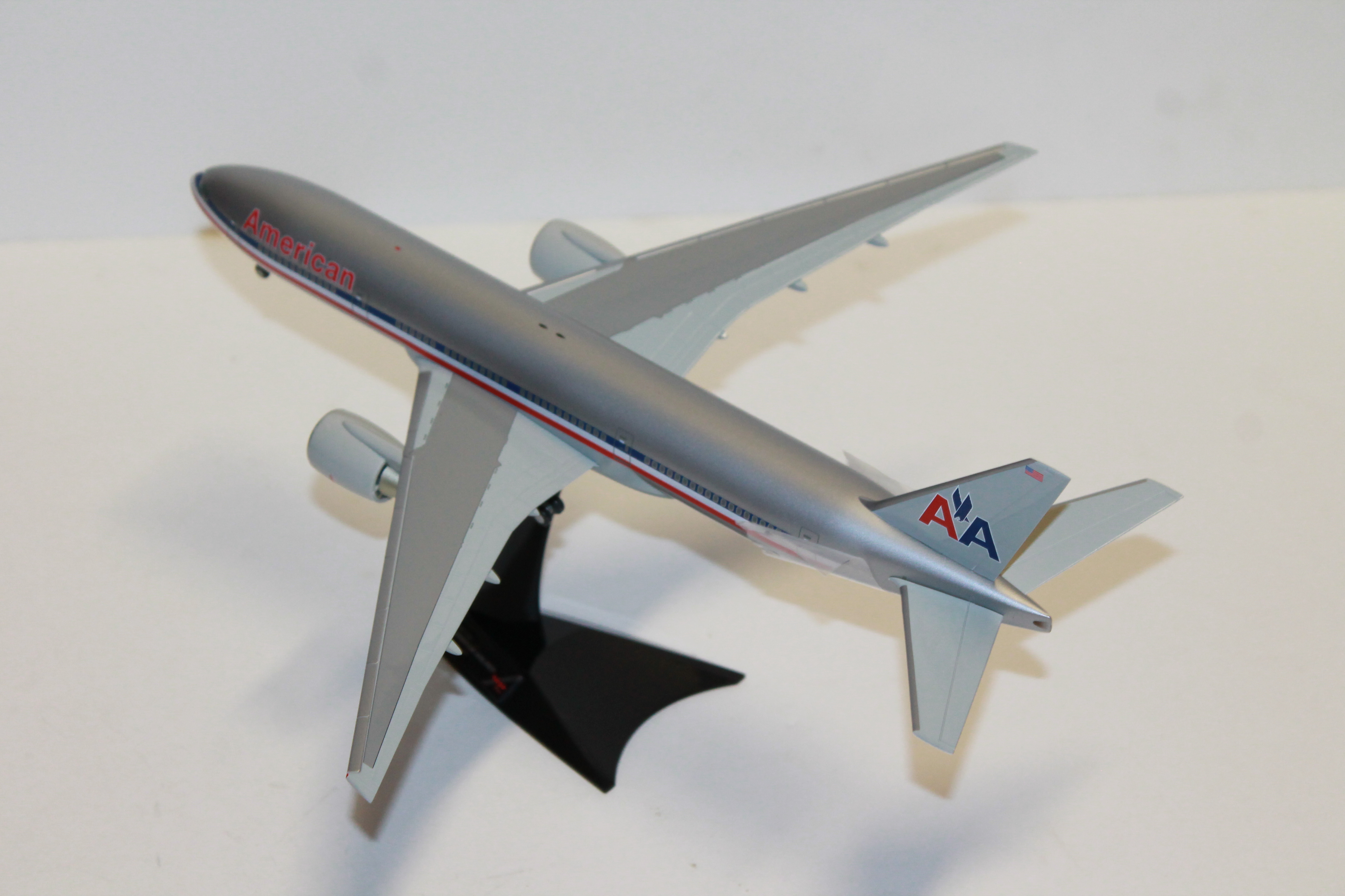 BOEING 777-200 AMERICAN AIRLINES HERPA 1/200°