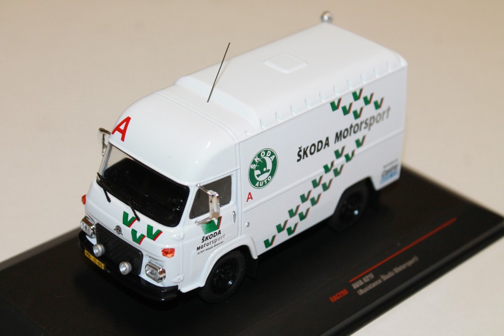 VEHICULE D'ASSISTANCE DE L'EQUIPE SKODA MOTORSPORT