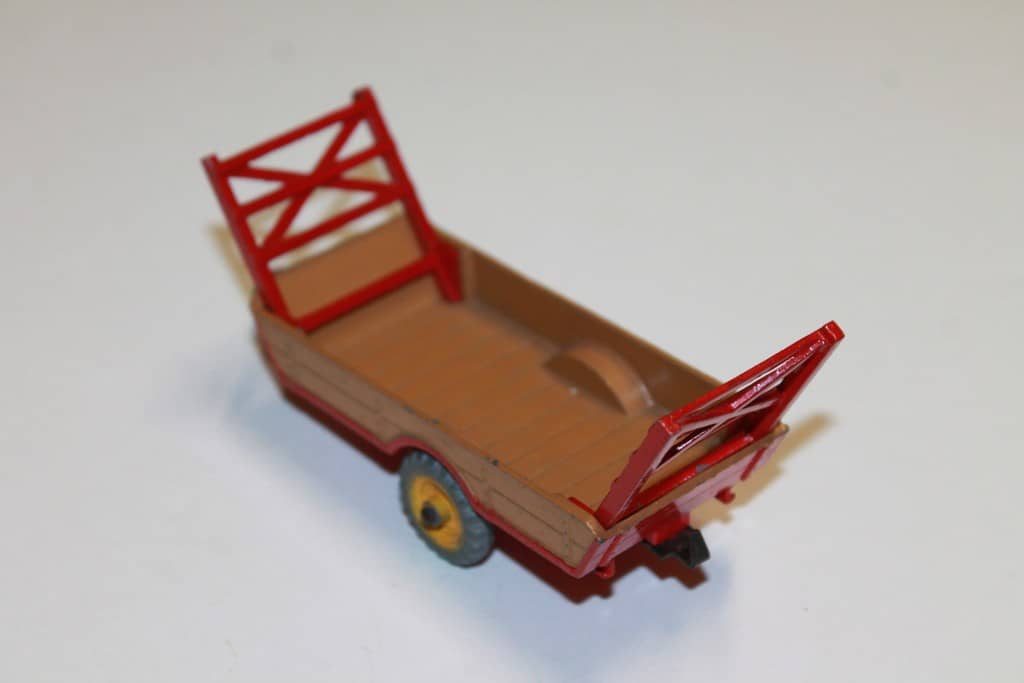 Dinky Toys F n° 25G remorque plateau 4 roues à pneus