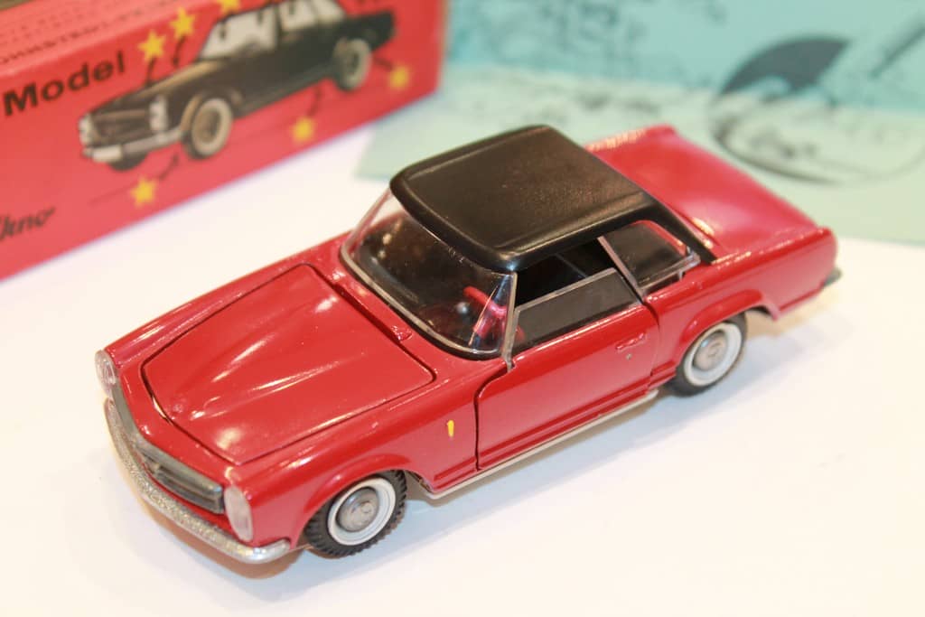 Dinky Toys 1/43 - Mercedes 230 SL Rouge 516 - France - Sans Boîte