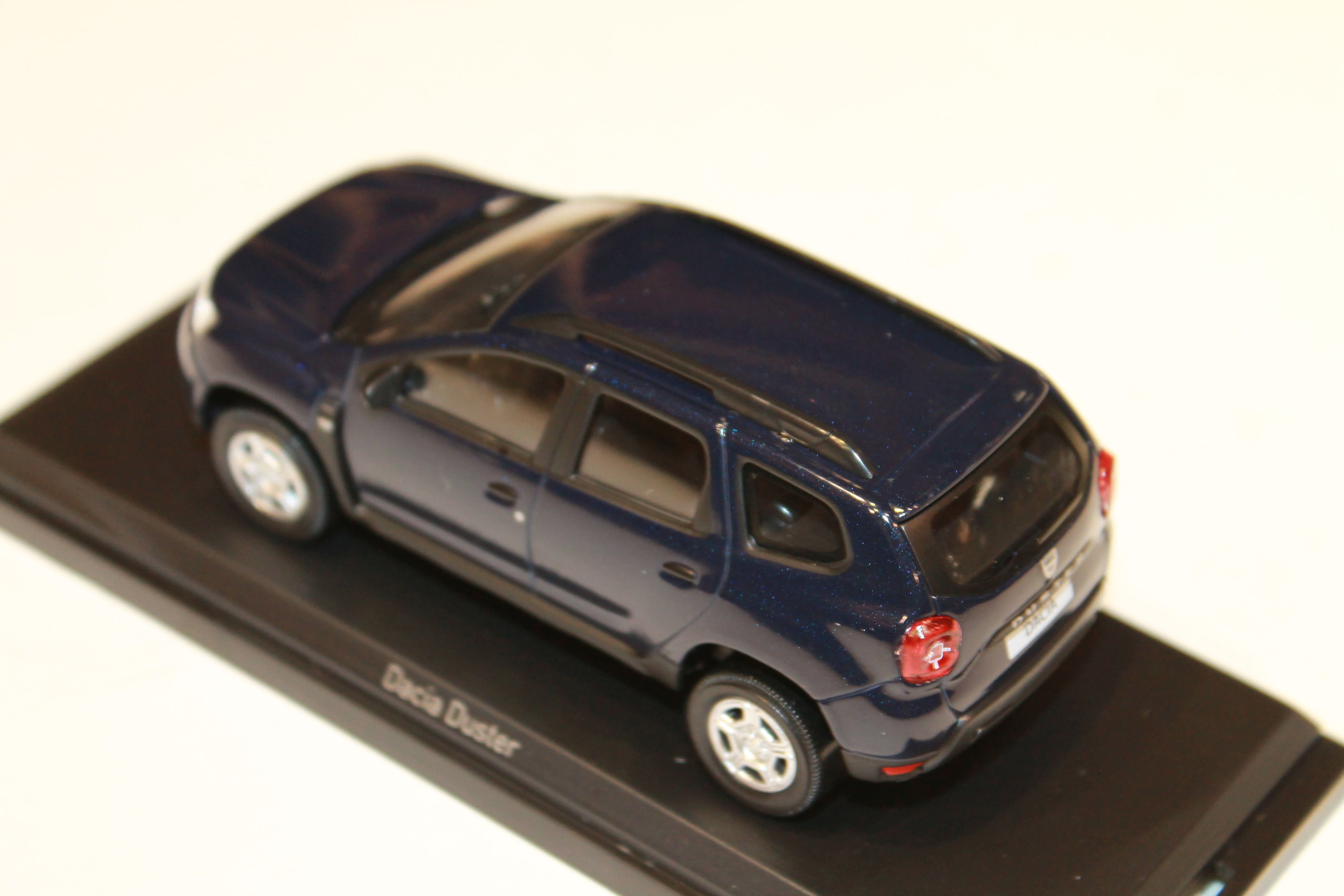 DACIA DUSTER BLEU 2018 NOREV 1/43°