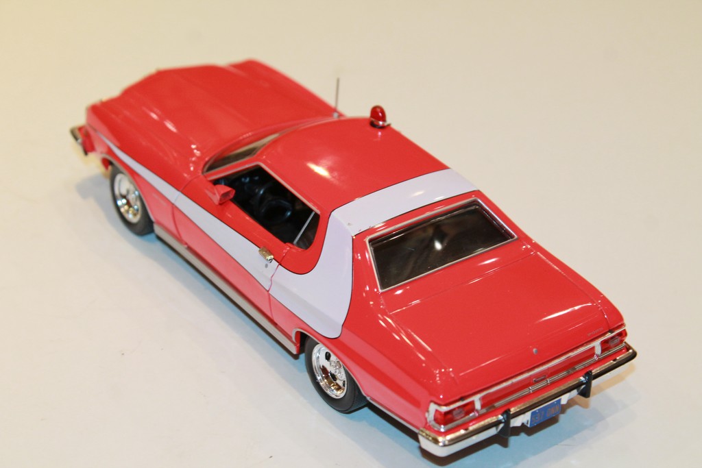 FORD GRAN TORINO STARSKY & HUTCH 1976 GREENLIGHT 1/24°