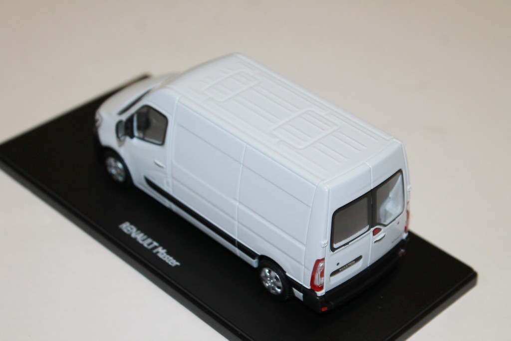 RENAULT MASTER BLANC 2019 ELIGOR 1/43°