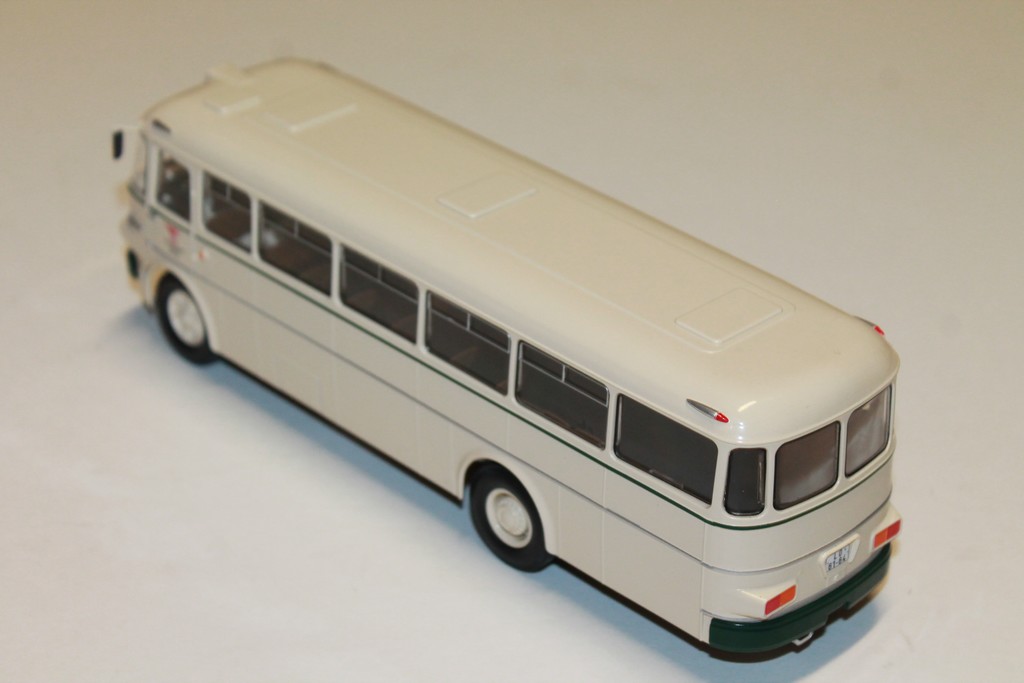 IKARUS 620 BEIGE PREMIUM CLASSIXXS 1/43°