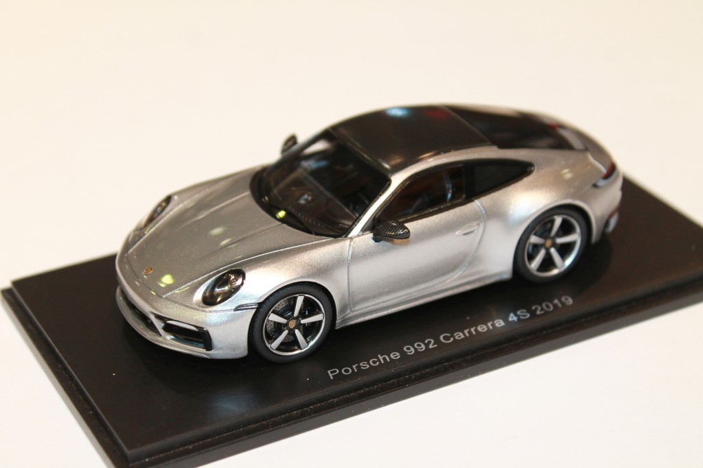 PORSCHE 992 CARRERA 4S GRISE 2019 SPARK 1/43°