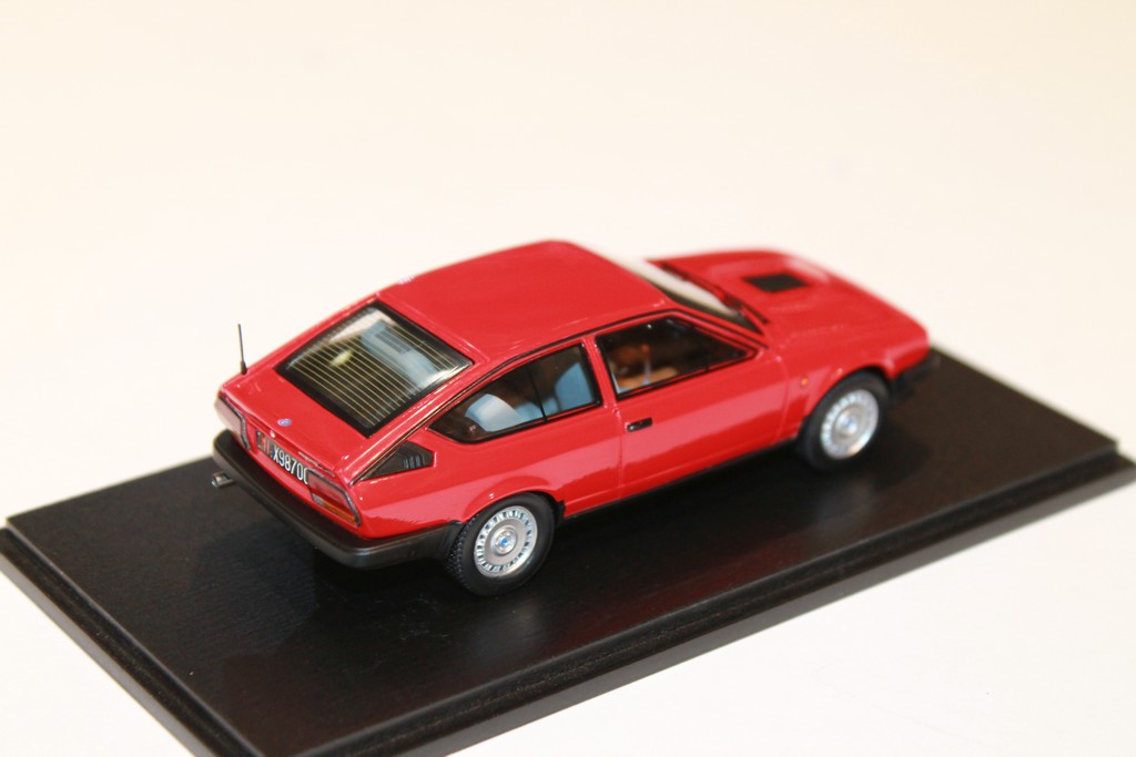 ALFA ROMEO GTV6 ROUGE 1980 SPARK 1/43°