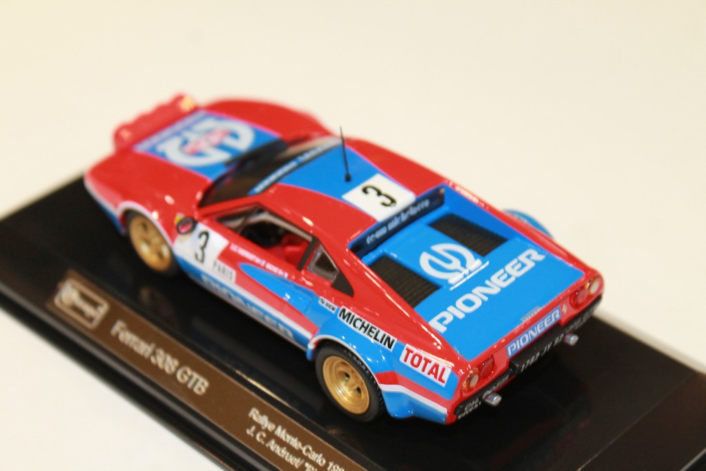 FERRARI 308 GTB 1982 BBURAGO 1/43°