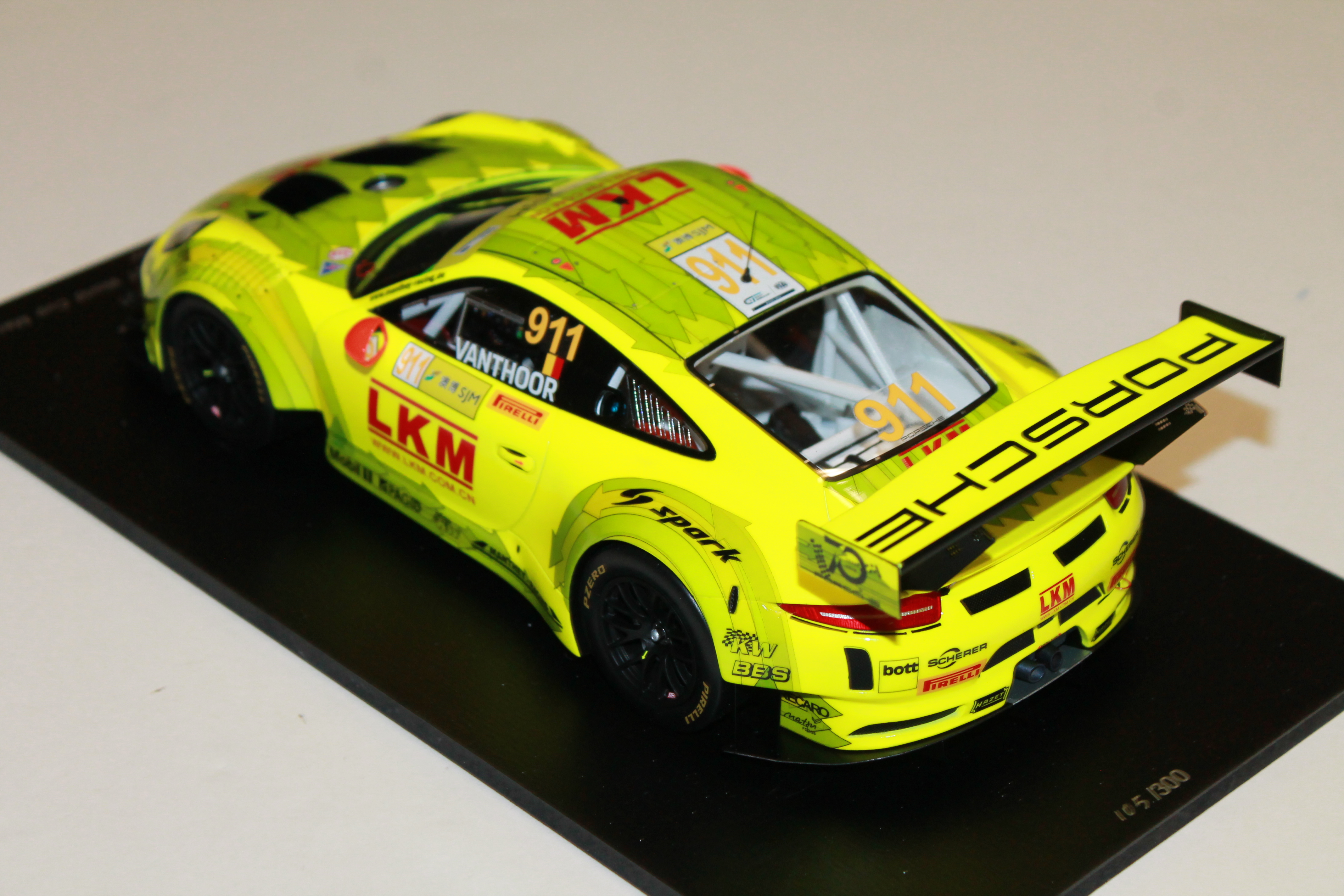 PORSCHE 911 GT3 R  FIA GT WORLD CUP MACAU 2018 SPARK 1/18°
