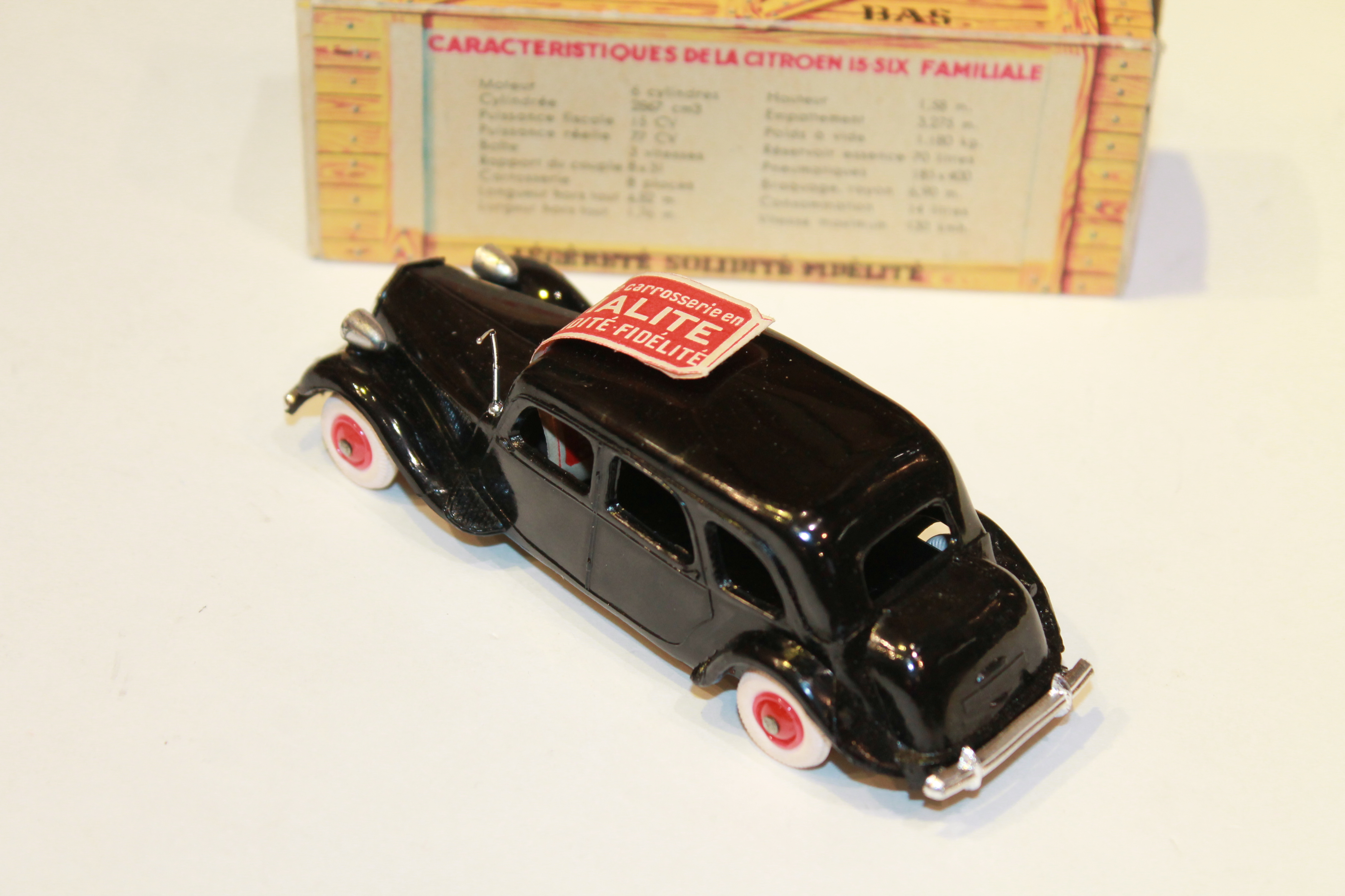 CITROEN TRACTION 15 FAMILIALE NOREV 1/43°