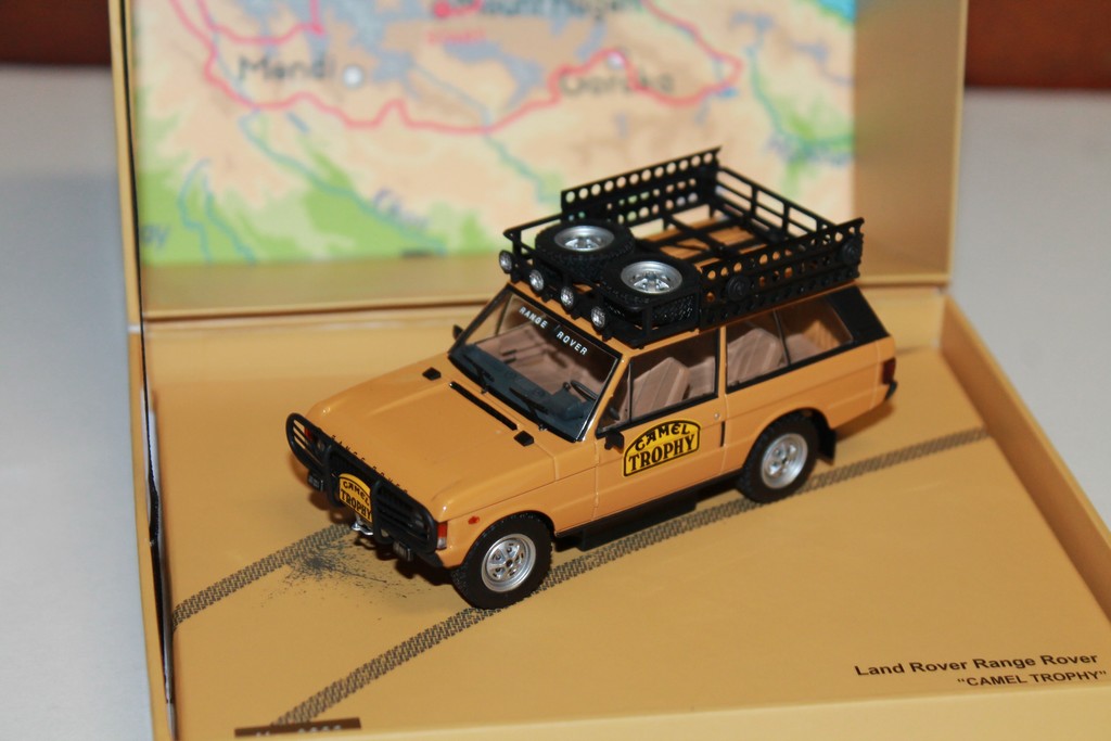 RANGE ROVER DU CAMEL TROPHY, EN COFFRET