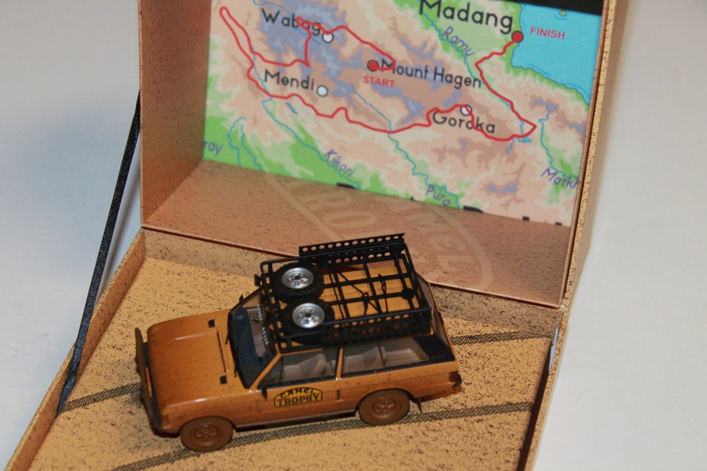 RANGE ROVER "CAMEL TROPHY" DIRTY VERSION 1982 ALMOST REAL 1/43°