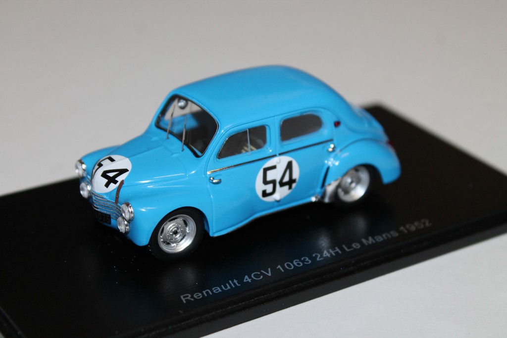 RENAULT 4CV N°54 LE MANS 1952 SPARK 1/43°