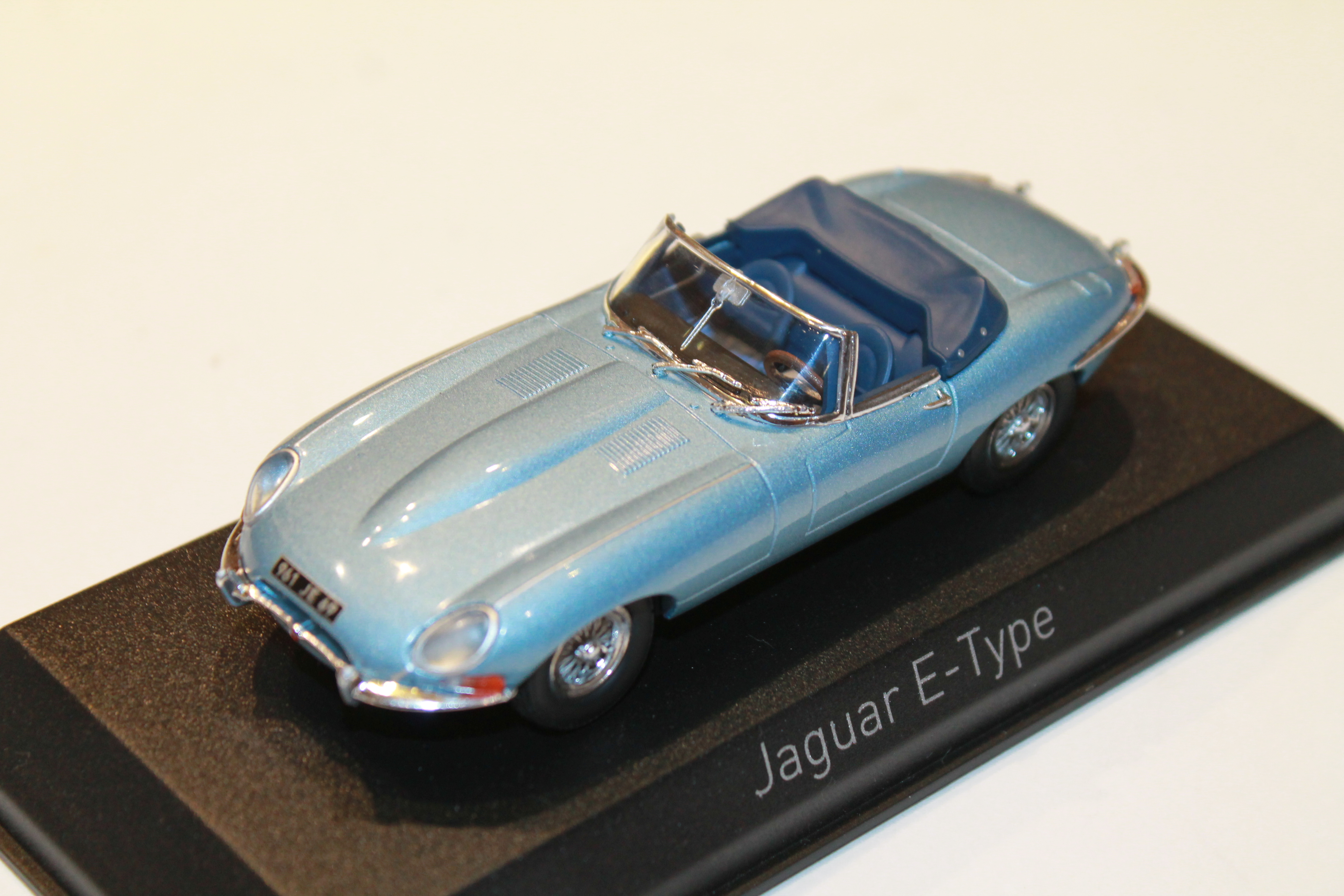 JAGUAR TYPE E BLEU CABRIOLET 1961 NOREV 1/43°